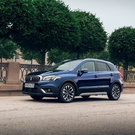 Фото Suzuki SX4 2025