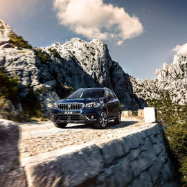 Фото Suzuki SX4 2025