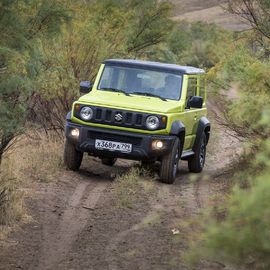 Фото Suzuki Jimny 2025